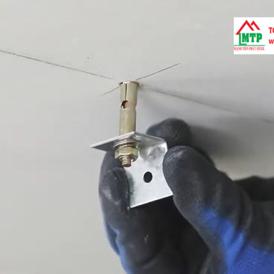 Bas 2 lỗ