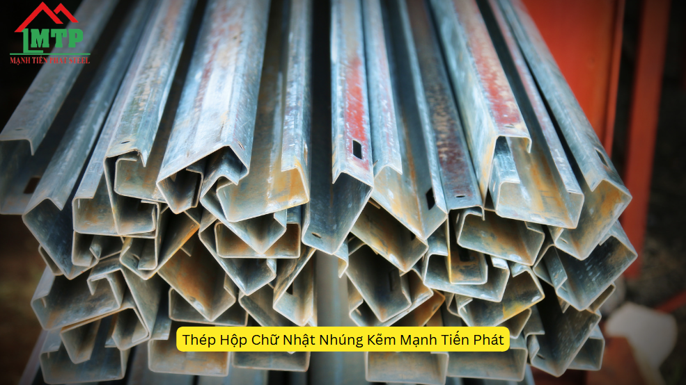 Thép Hộp Chữ Nhật Nhúng Kẽm: Đặc Điểm, Ứng Dụng và Lợi Ích Trong Xây Dựng