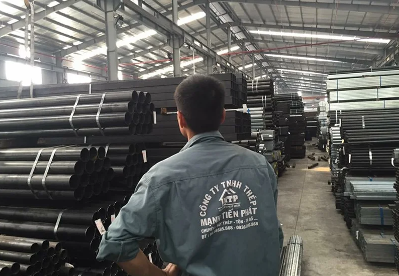 Hình ảnh thép ống tại Tổng kho vật tư Mạnh Tiến Phát