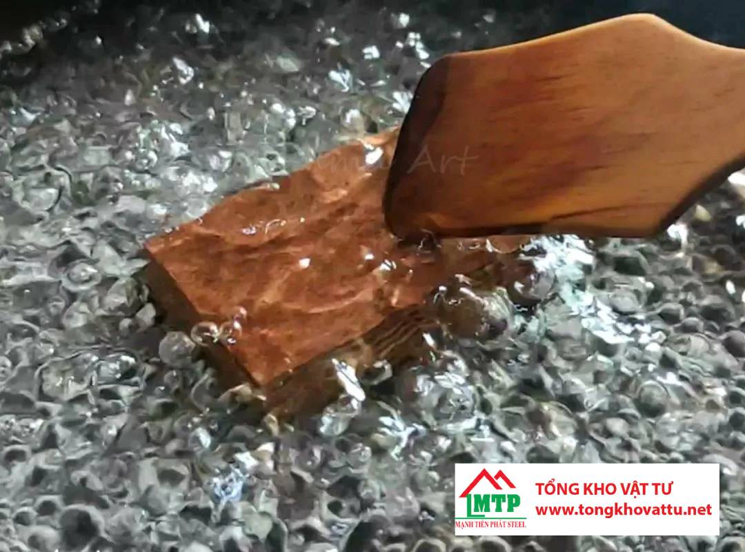 Điều gì xảy ra khi đun sôi ván ép trong thời gian dài?