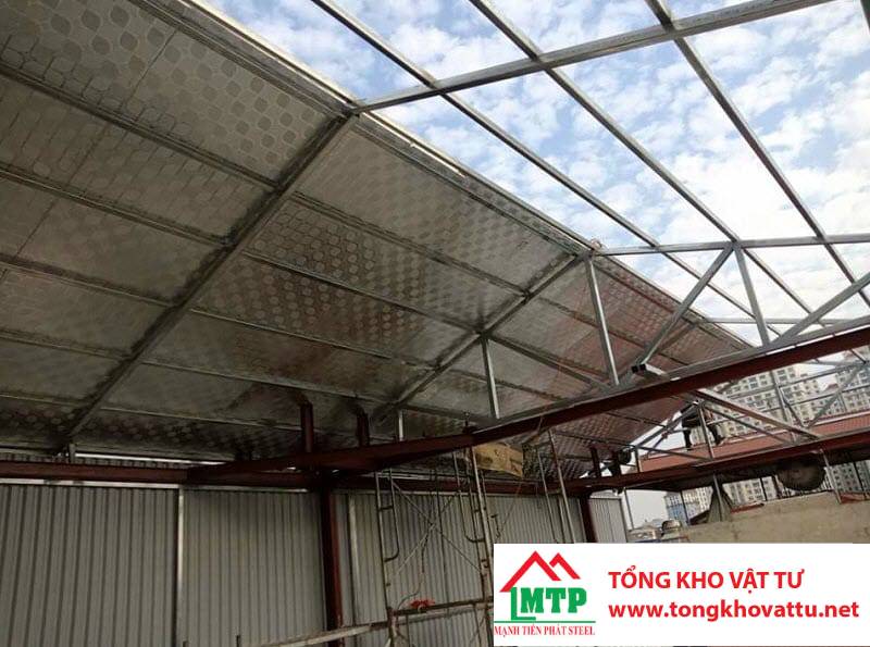 Độ Dày, Kích Thước Tôn Xốp Đầy Đủ Chi Tiết Nhất 2025