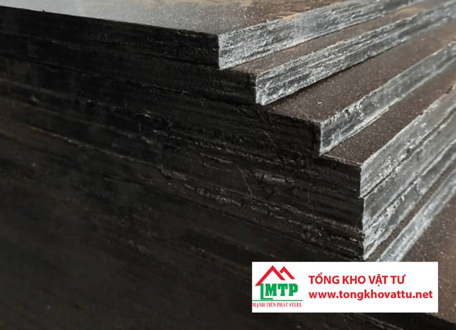 Giải pháp máy móc tối ưu trong sản xuất ván ép phủ phim