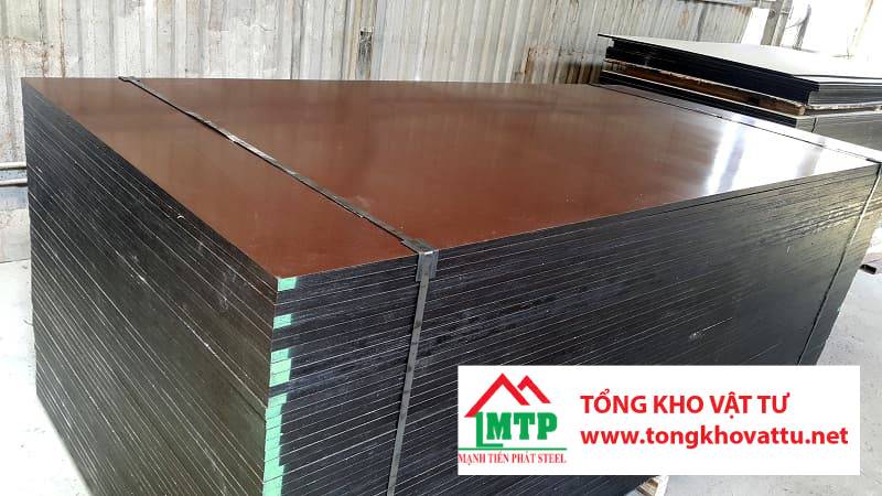 Kinh nghiệm lựa chọn ván ép phủ phim làm coppha