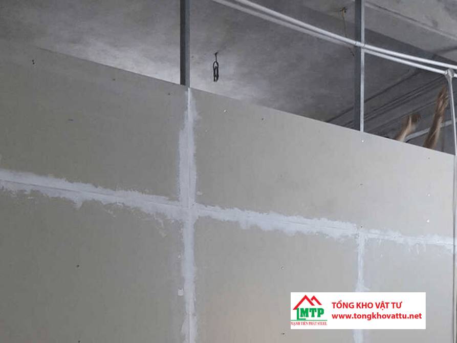 9 nguyên nhân sàn cemboard bị rung – Cách khắc phục và phòng tránh