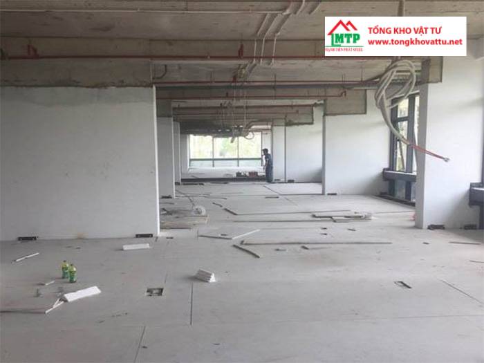 Tấm lót sàn chống nước: 4 loại tiêu biểu, Ưu nhược điểm và Ứng dụng