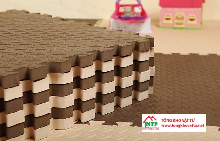 Tấm lót sàn chống nước: 4 loại tiêu biểu, Ưu nhược điểm và Ứng dụng