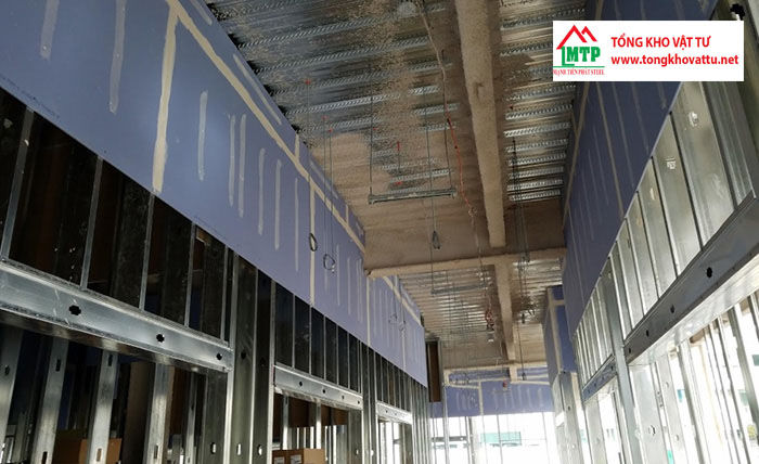 tam-thach-cao-sheetrock-chong-am-moistbloc