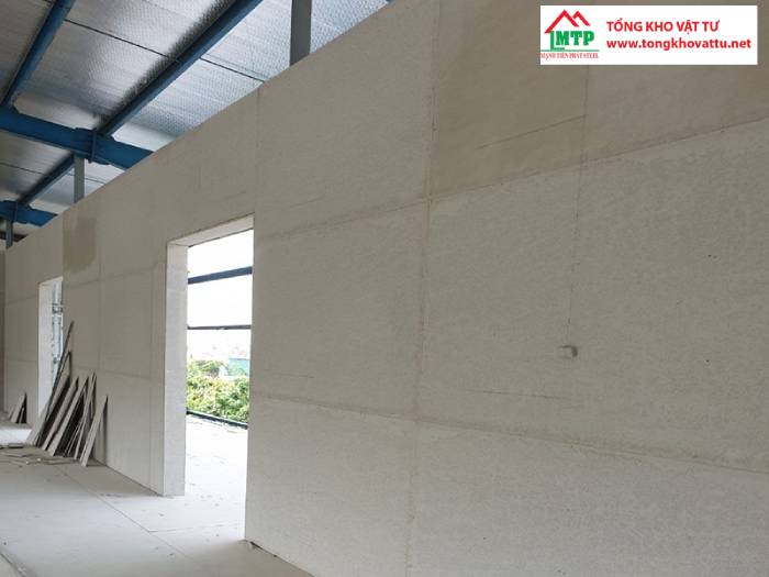 Tấm đan xi măng được sử dụng làm vách ngăn kho xưởng chống cháy