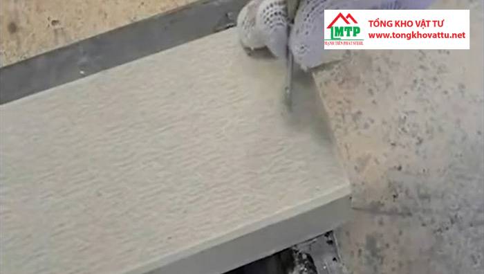 6+ điều phải biết về tấm xi măng giả gỗ lót sàn