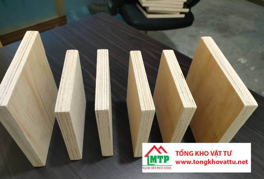 Ván ép bao bì chịu được độ ẩm cao không?