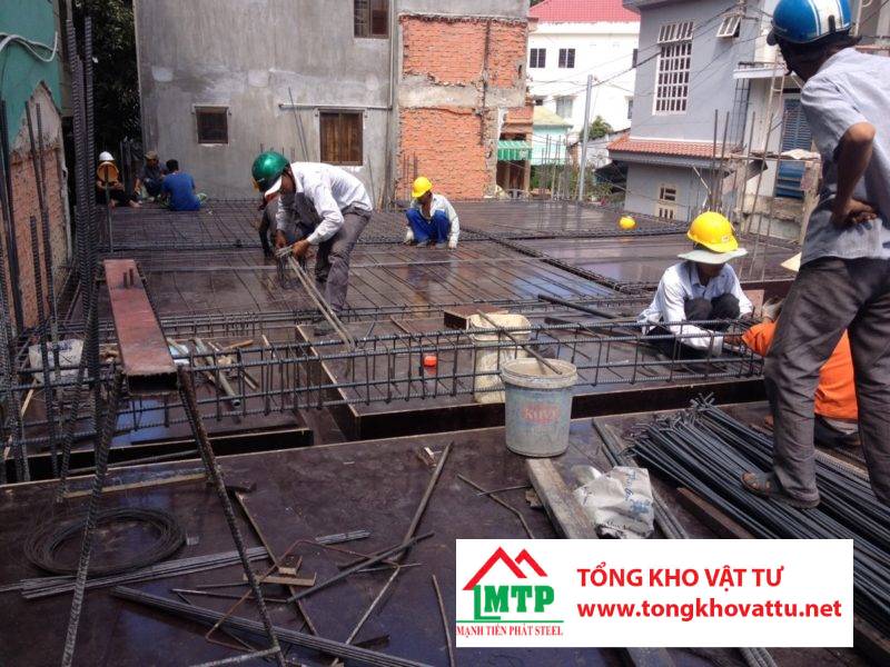 Ván ép phủ phim 14 ly (14mm)