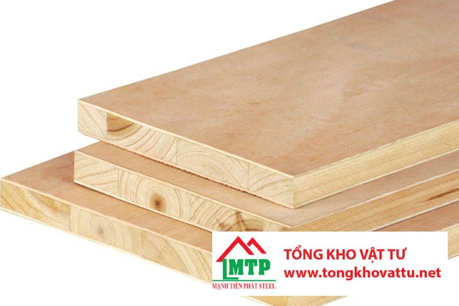 Ván ép và môi trường: Giải pháp bền vững cho ngành sản xuất