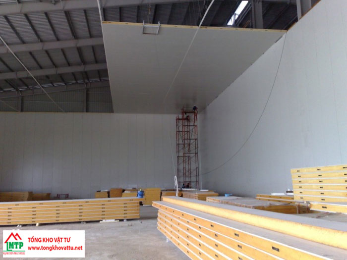 Thi công, lắp đặt tấm Panel cách nhiệt PU