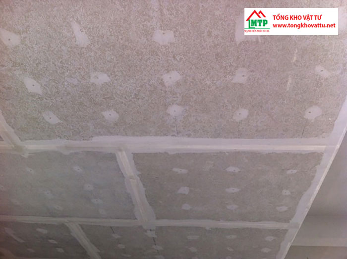 Sử dụng keo xử lý mối nối Moolar