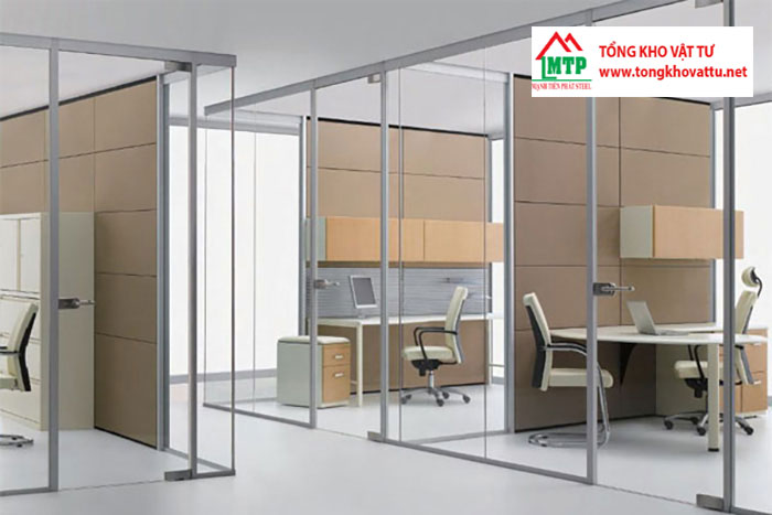 Tấm Shera Board làm vách ngăn văn phòng vô cùng tiện lợi