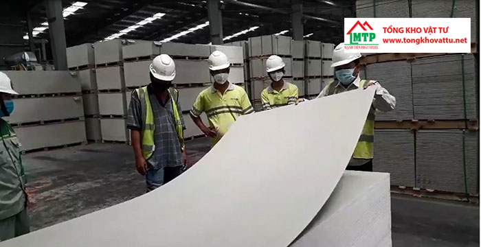 Tấm xi măng Cemboard có khả năng uốn cong