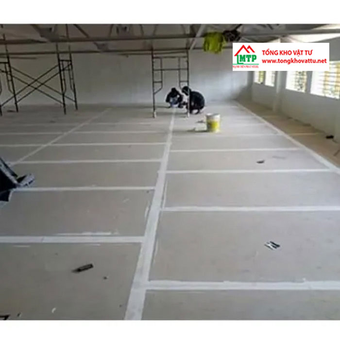 Thi công sàn công xưởng bằng tấm xi măng dăm gỗ