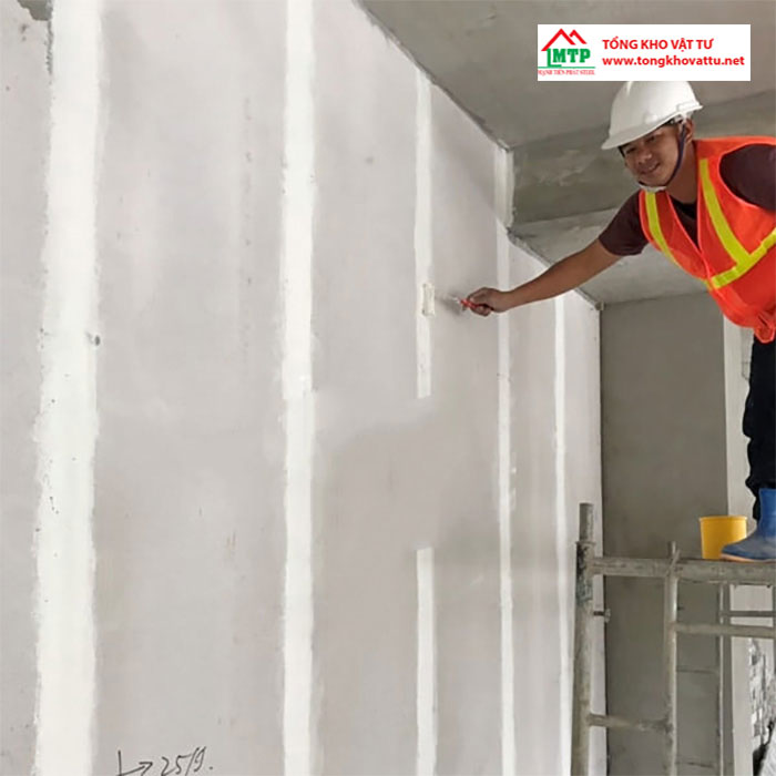 Trát tiếp lớp thứ 3