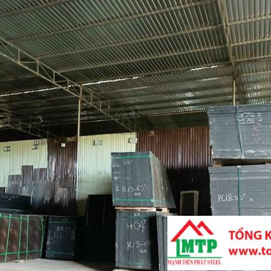 Ván ép phủ phim 16 ly (16mm)